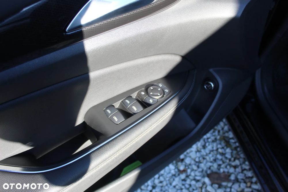 Opel Insignia 2.0 CDTI Business Elegance S&S - 6