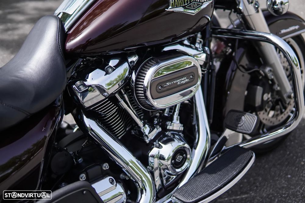 Harley-Davidson Road King Classic - 22