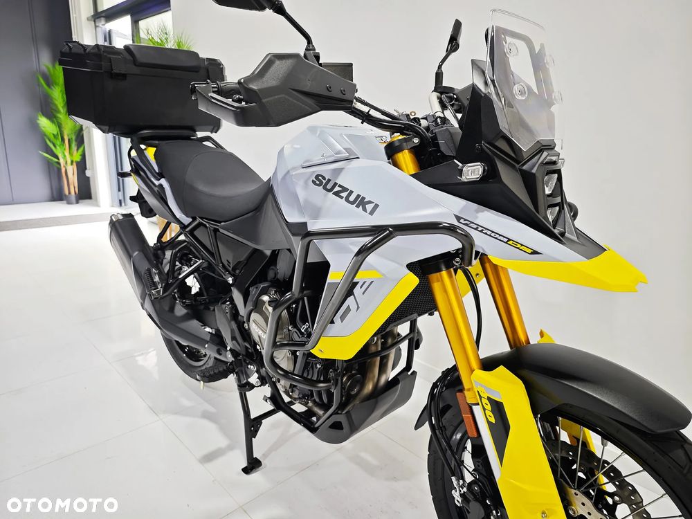 Suzuki V-STROM - 8