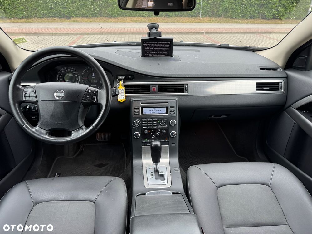 Volvo XC 70 - 16