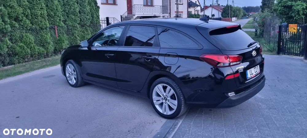 Hyundai i30 1.4 Comfort - 27
