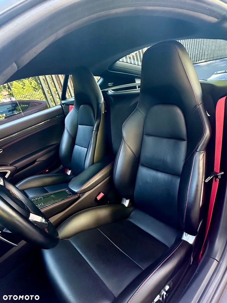 Porsche 718 Cayman - 7