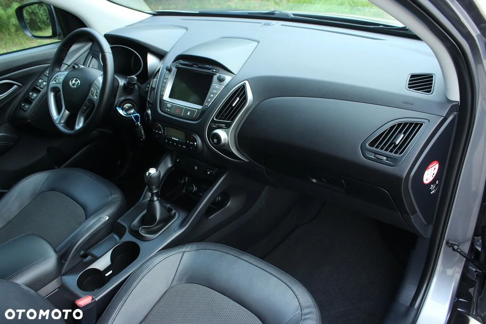 Hyundai ix35 1.7 CRDi 2WD Fifa World Cup Edition - 26
