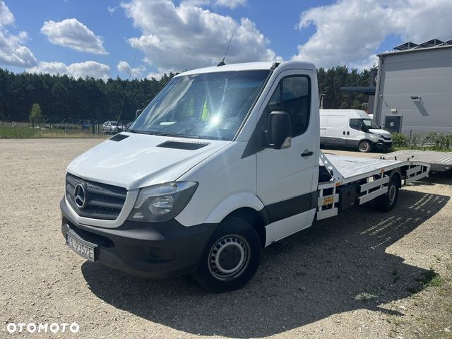 Mercedes-Benz Sprinter - 2