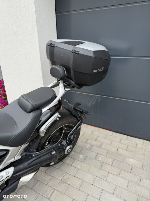 Triumph Rocket - 6