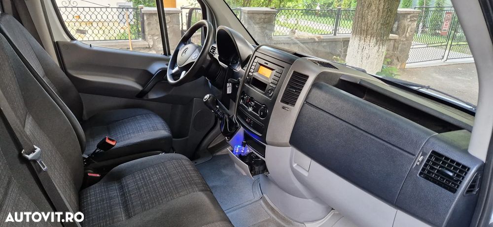 Mercedes-Benz Sprinter - 15