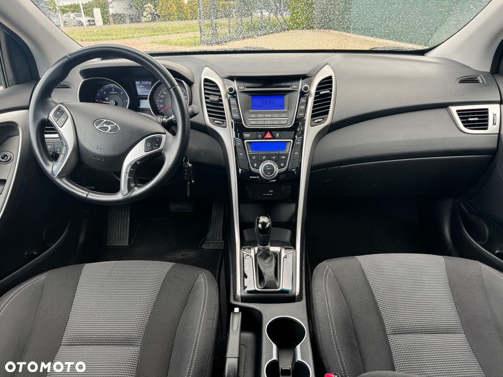 Hyundai i30 1.6 CRDI DCT Premium - 9