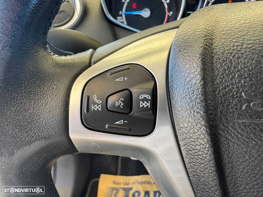 Ford Fiesta 1.0 EcoBoost S&S ST-LINE - 16