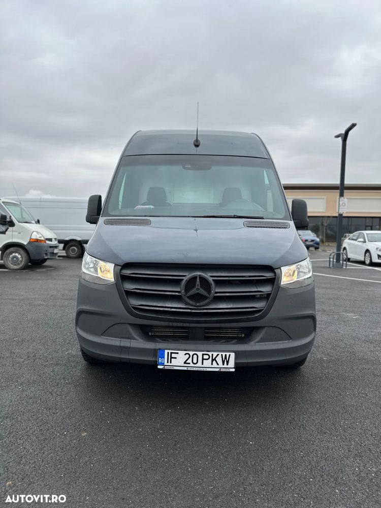 Mercedes-Benz Sprinter - 9