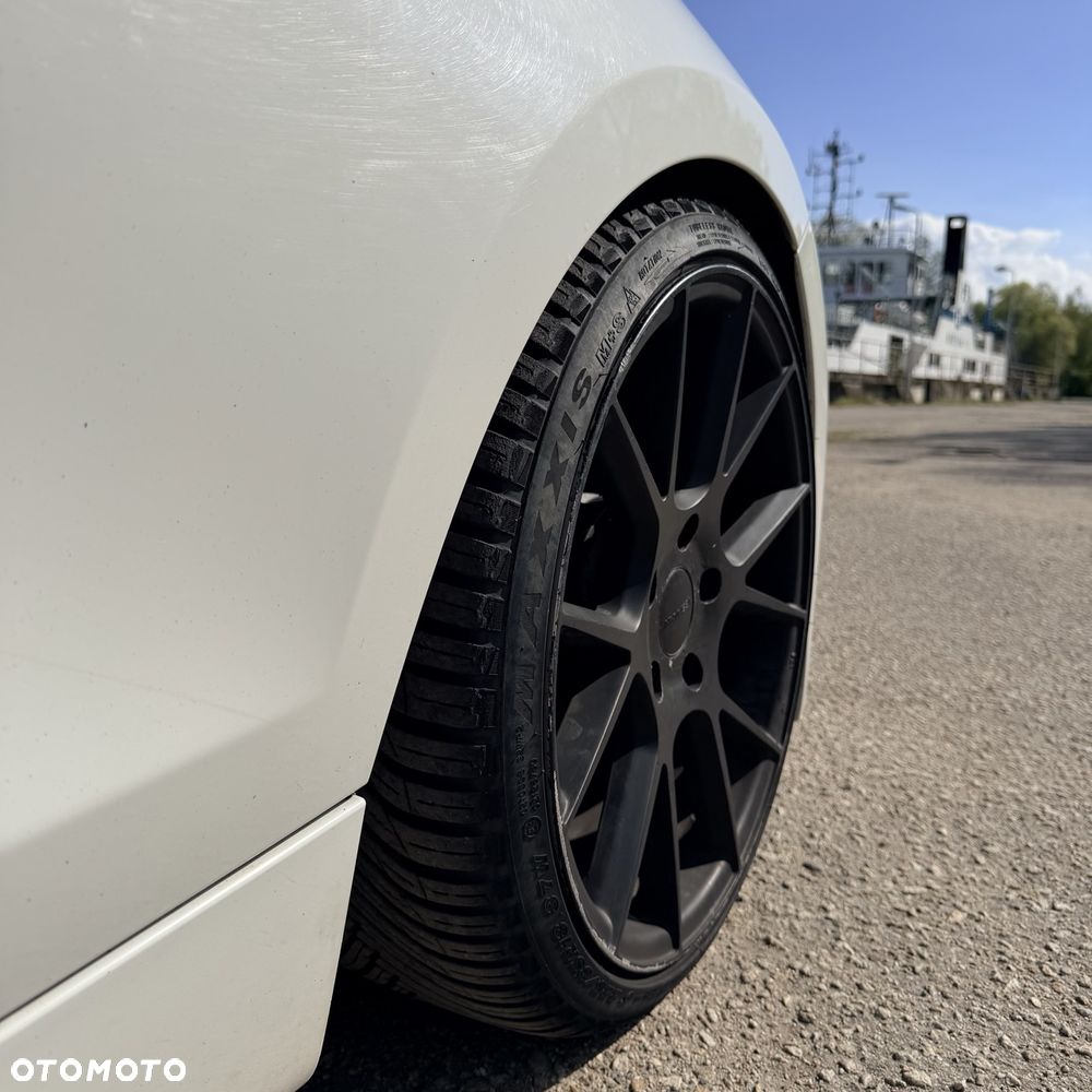 BMW Seria 1 123d - 7