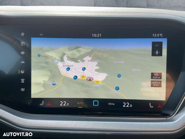 Volkswagen Touareg - 11