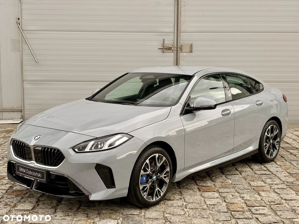 BMW Seria 2 220i mHEV - 1