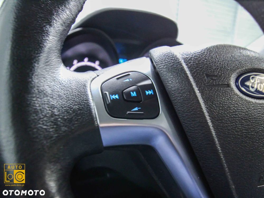 Ford Tourneo Courier 1.0 EcoBoost Ambiente - 28