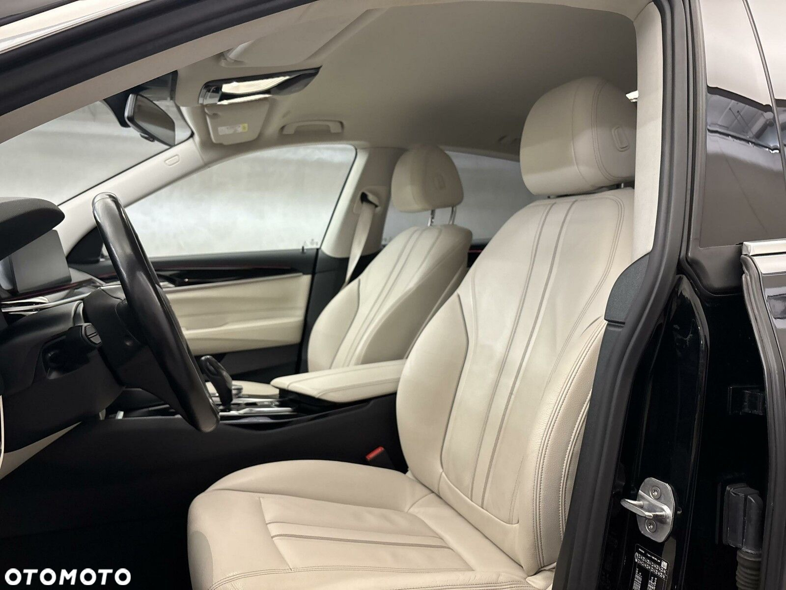 BMW Seria 6 - 12