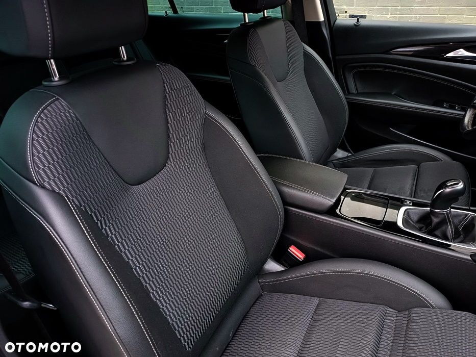 Opel Insignia 2.0 Exclusive - 22