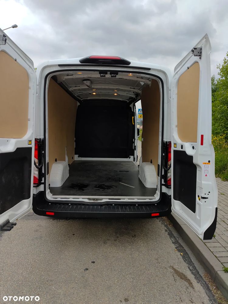 Ford Transit - 13