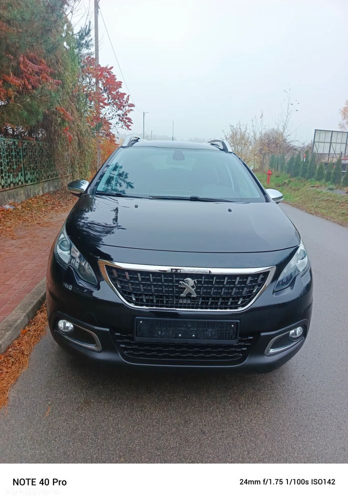 Peugeot 2008 1.2 Pure Tech Style - 13