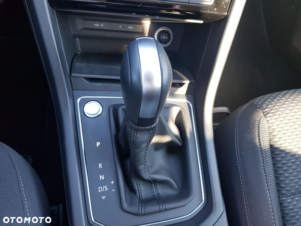 Volkswagen Touran 1.5 TSI EVO Comfortline Plus DSG - 27