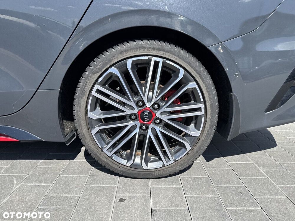 Kia ProCeed 1.6 T-GDI GT DCT - 10