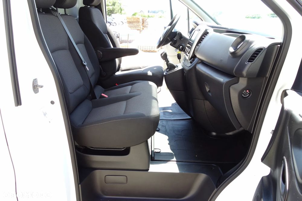 Renault Trafic 2.0 DCI 145 KM L2H2 Klima 2 x Drzwi Boczne Ledy Navi - 28