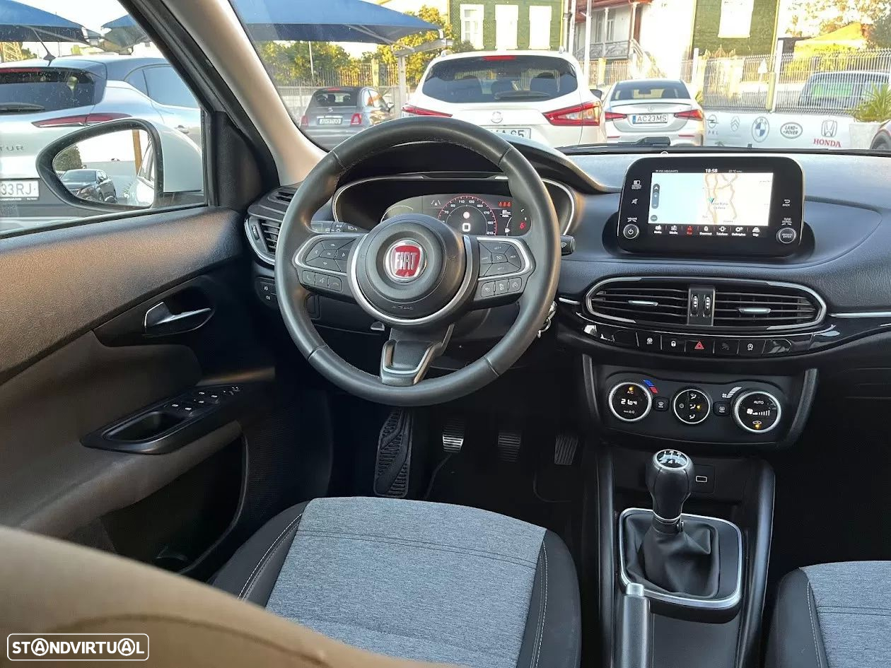 Fiat Tipo Cross 1.0 GSE T3 City - 11