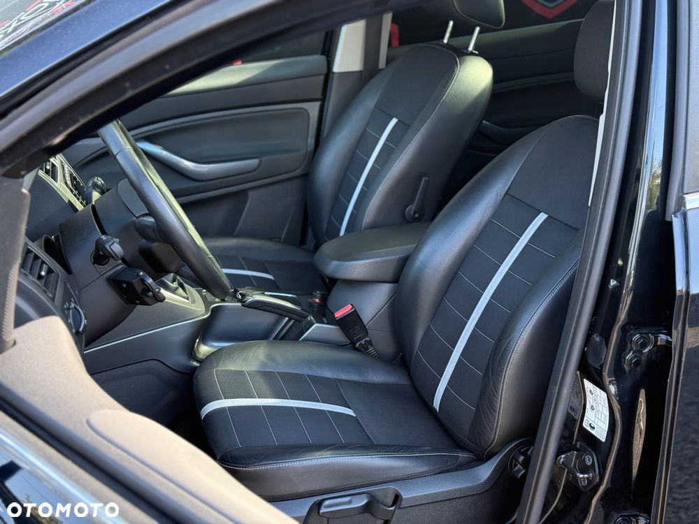 Ford Kuga 2.0 TDCi 4x4 SYNC - 17