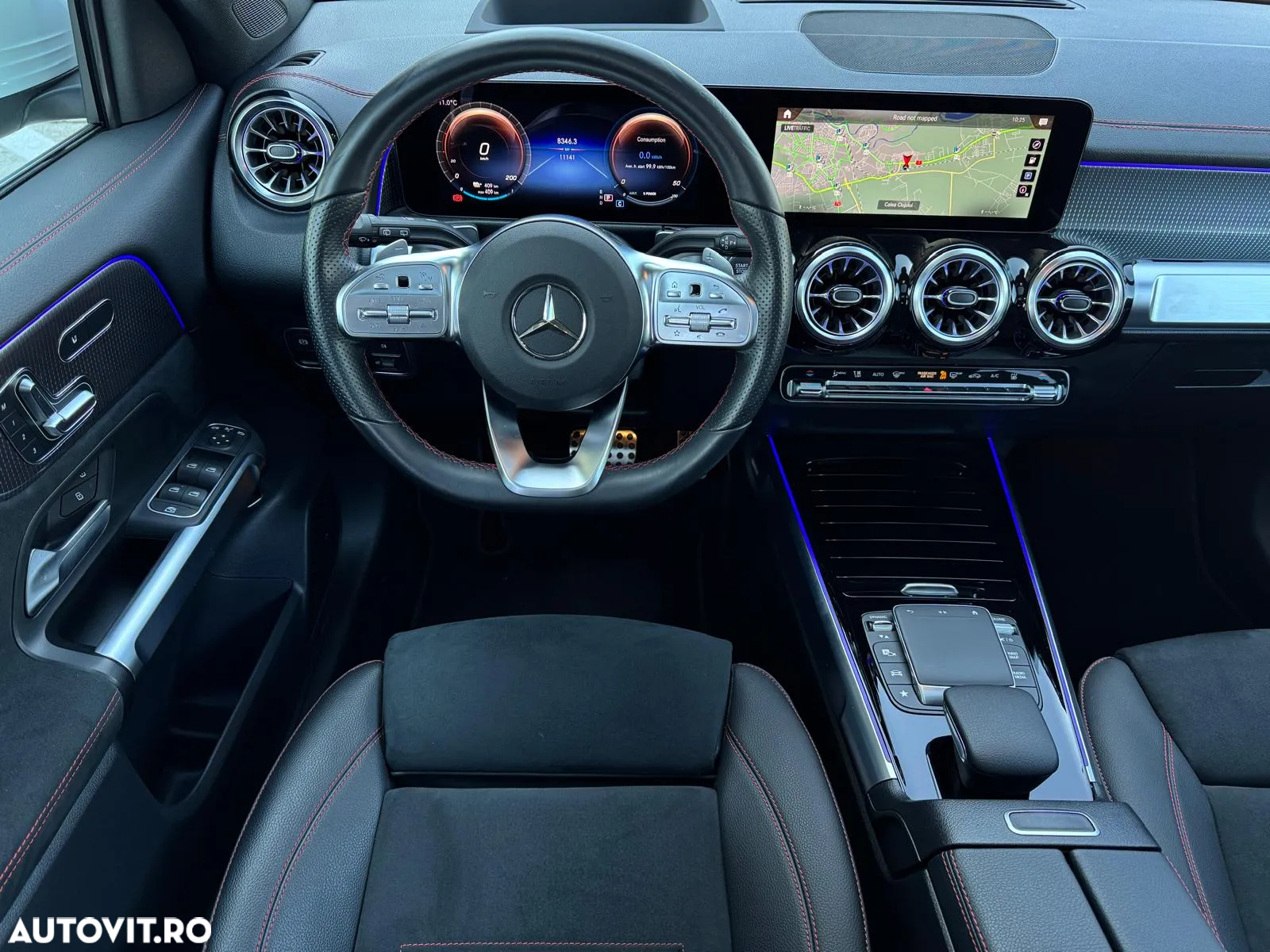 Mercedes-Benz EQB 300 4MATIC - 12
