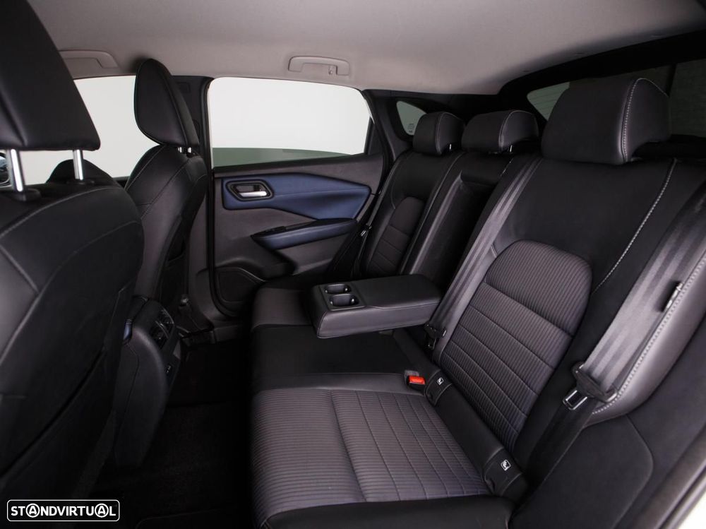 Nissan Qashqai 1.3 DIG-T Acenta Xtronic - 9