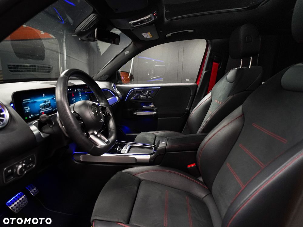 Mercedes-Benz GLB AMG 35 mHEV 4-Matic 8G-DCT - 26