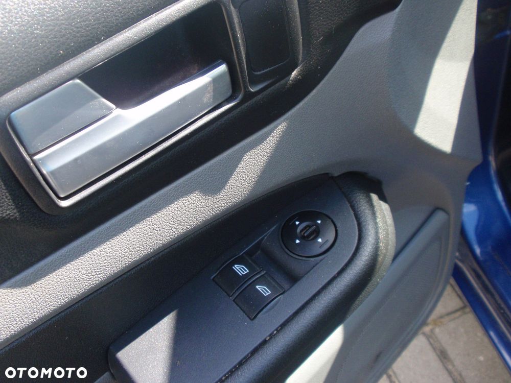 Ford Focus - 28