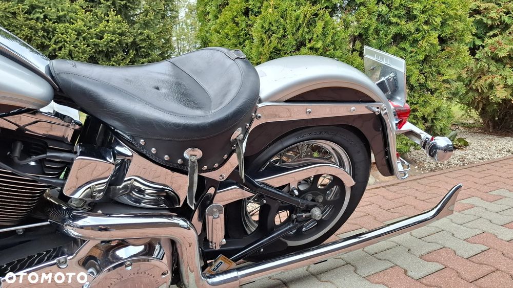 Harley-Davidson Softail Heritage Classic - 18
