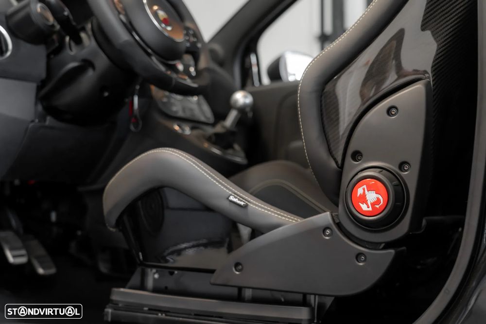 Abarth 695 1.4 T-Jet 75 Anniversário - 10