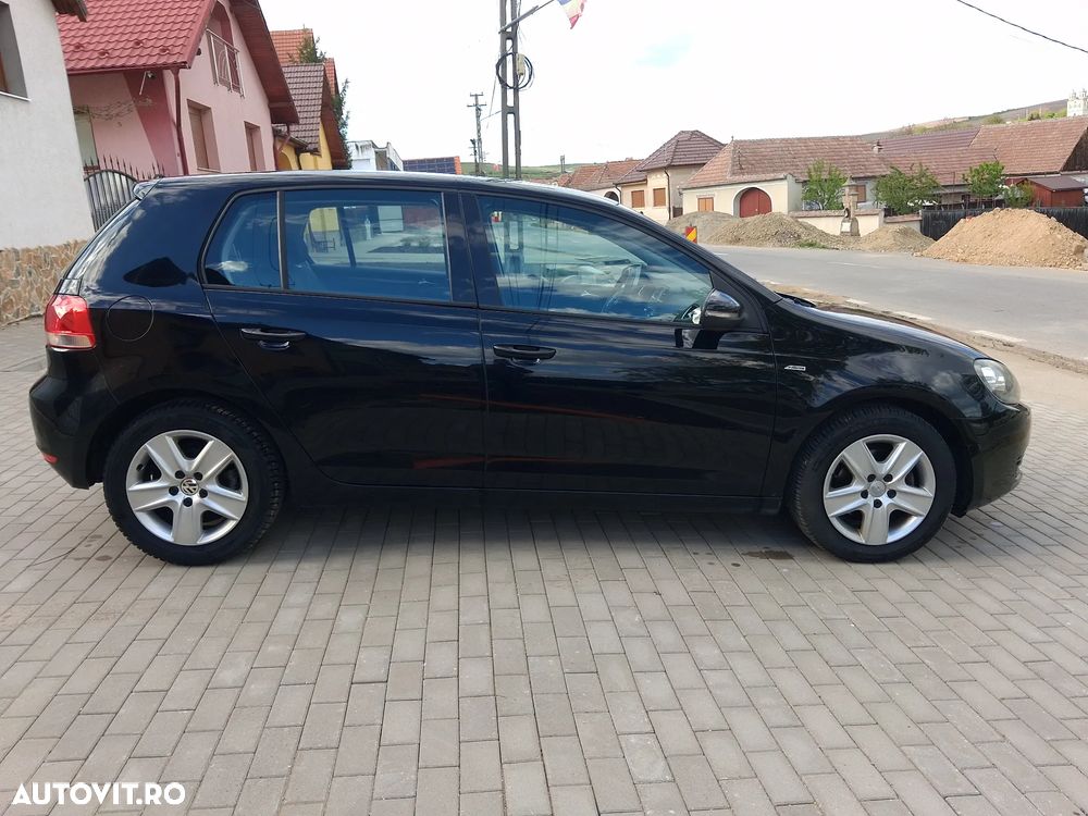 Volkswagen Golf 1.4 TSI Individual - 7