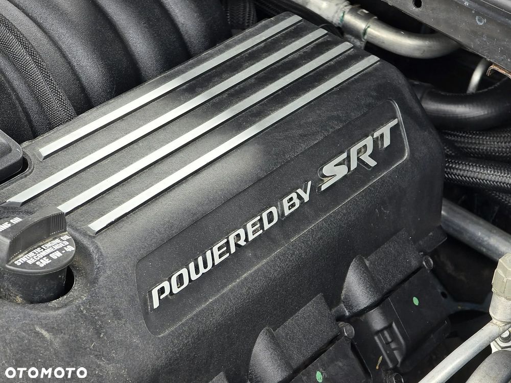 Dodge Challenger 6.4 Scat Pack - 17