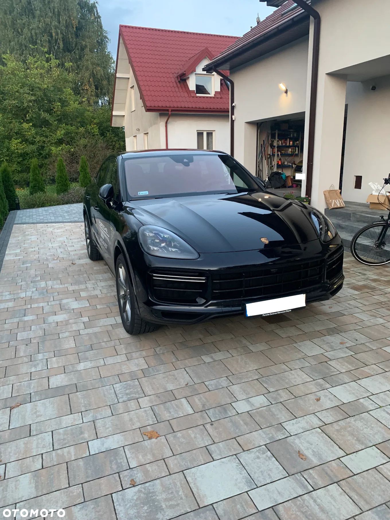 Porsche Cayenne - 1