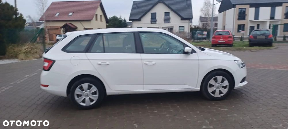 Skoda Fabia 1.0 TSI Active - 6