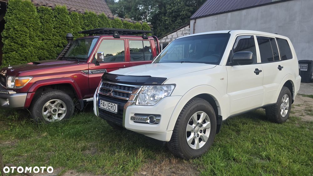 Mitsubishi Pajero - 8