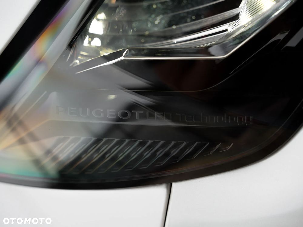 Peugeot 2008 PureTech 130 Stop&Start Allure - 18