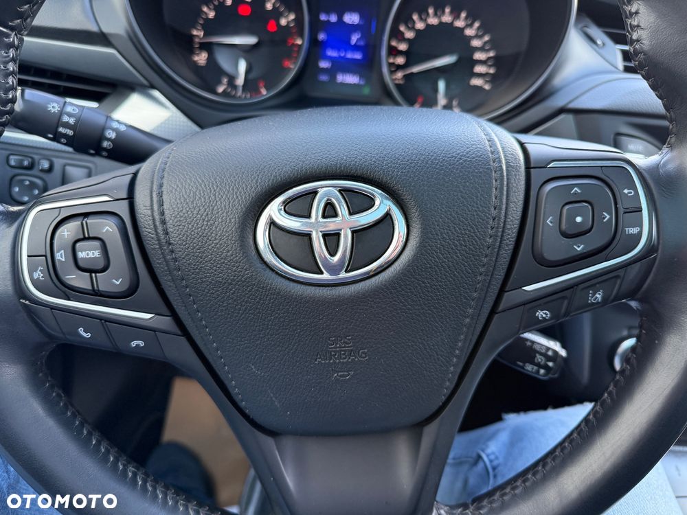 Toyota Avensis Touring Sports 1.8 Edition S+ - 19