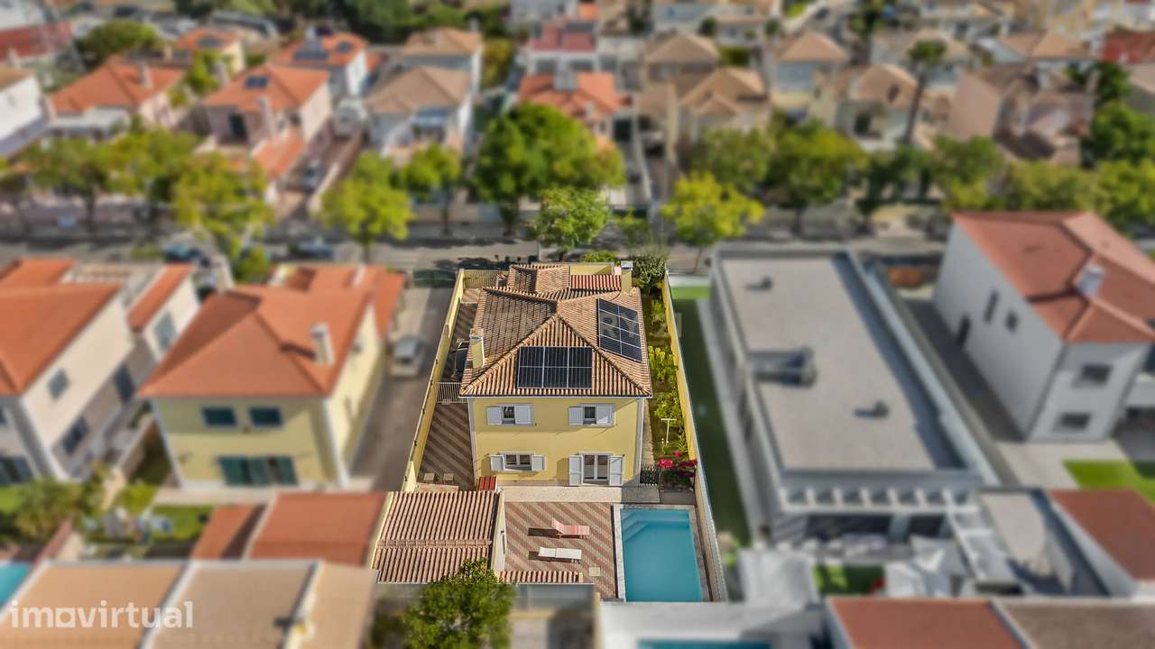 Moradia T3 em zona nobre com garagem, piscina e terraço na suíte princ - Grande imagem: 4/50