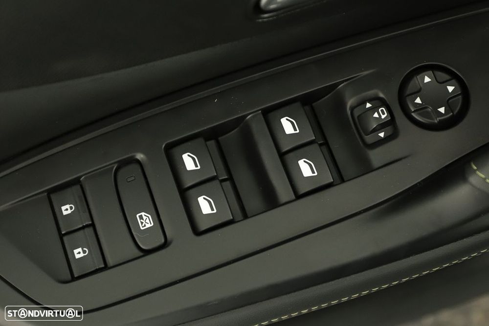 Peugeot 308 SW 1.2 PureTech GT EAT8 - 18