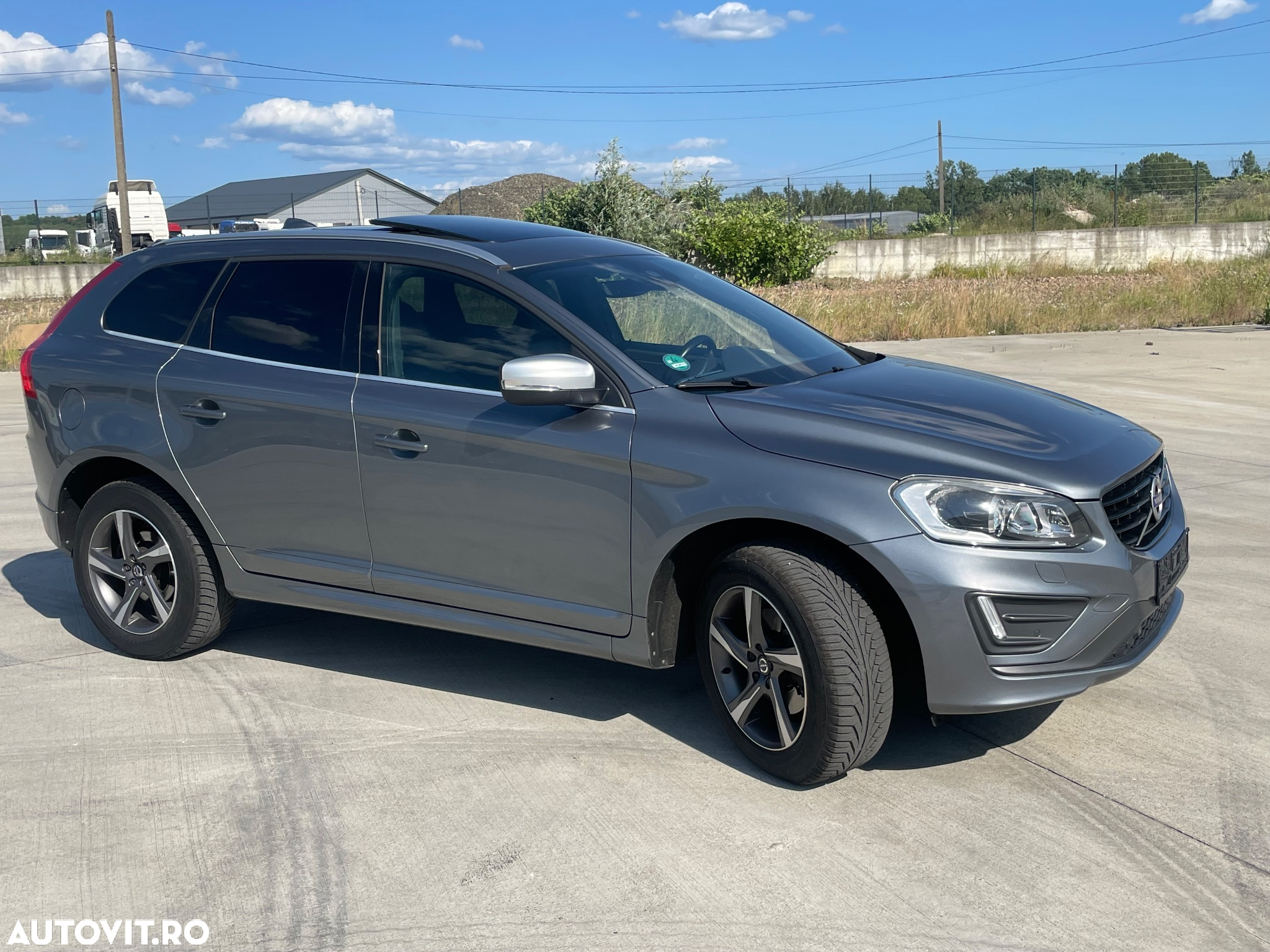 Volvo XC 60 D4 AWD R-Design - 5