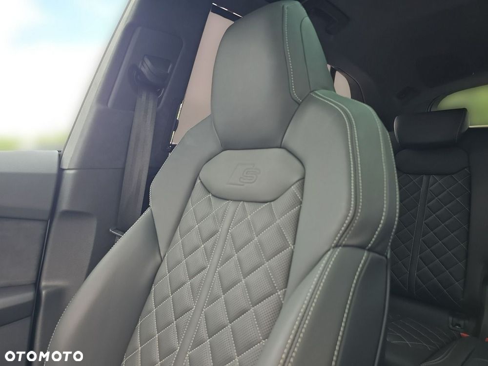 Audi Q8 50 TDI mHEV Quattro Tiptronic - 32