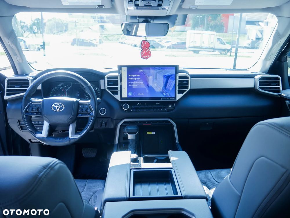 Toyota Tundra - 4