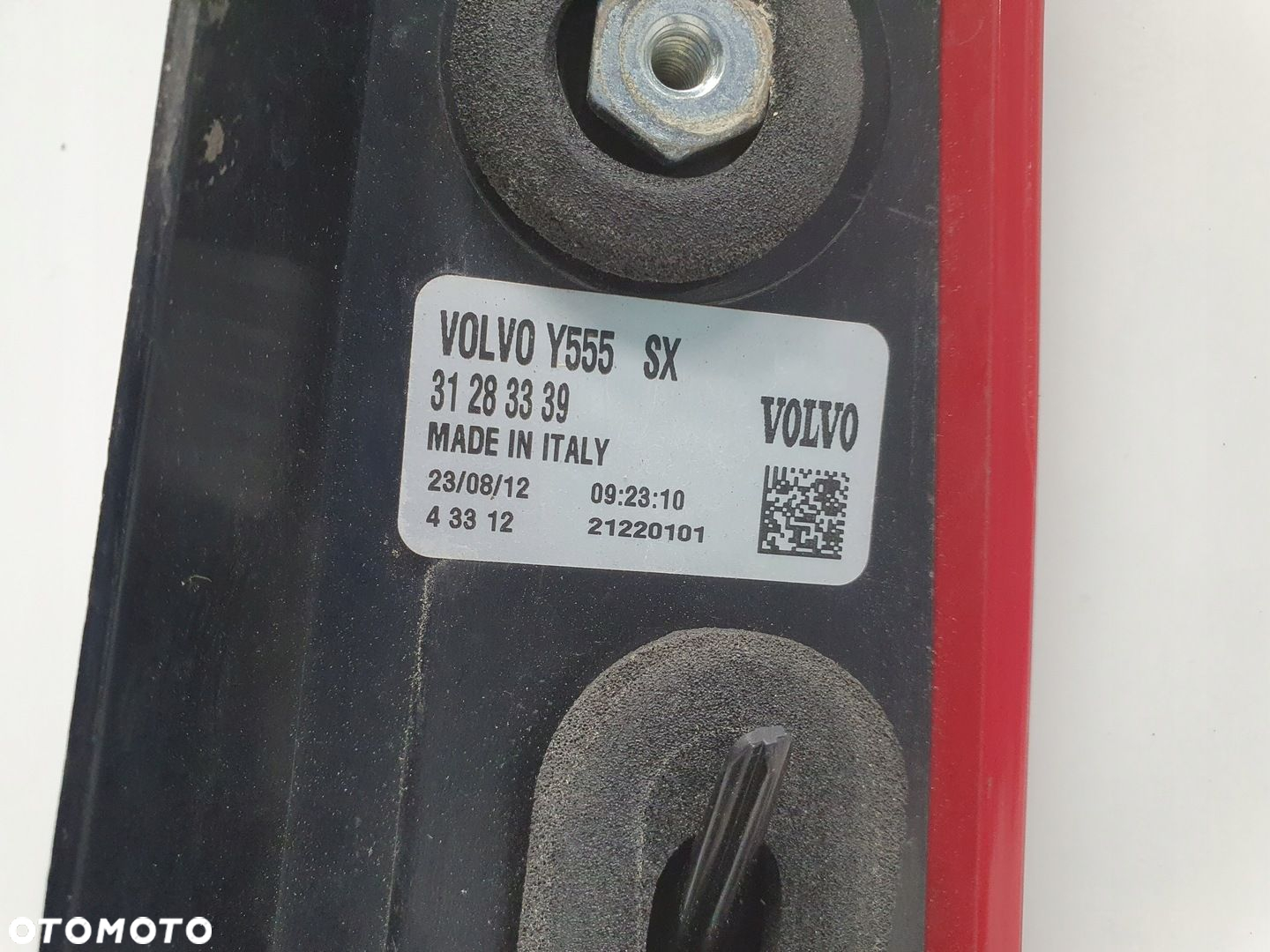 Volvo V40 II 12-16r TYLNIA TYLNA LAMPA LEWA lewy tył EUROPA 31283339 - 2