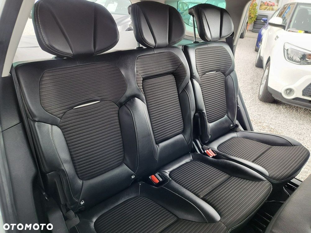 Renault Scenic - 21