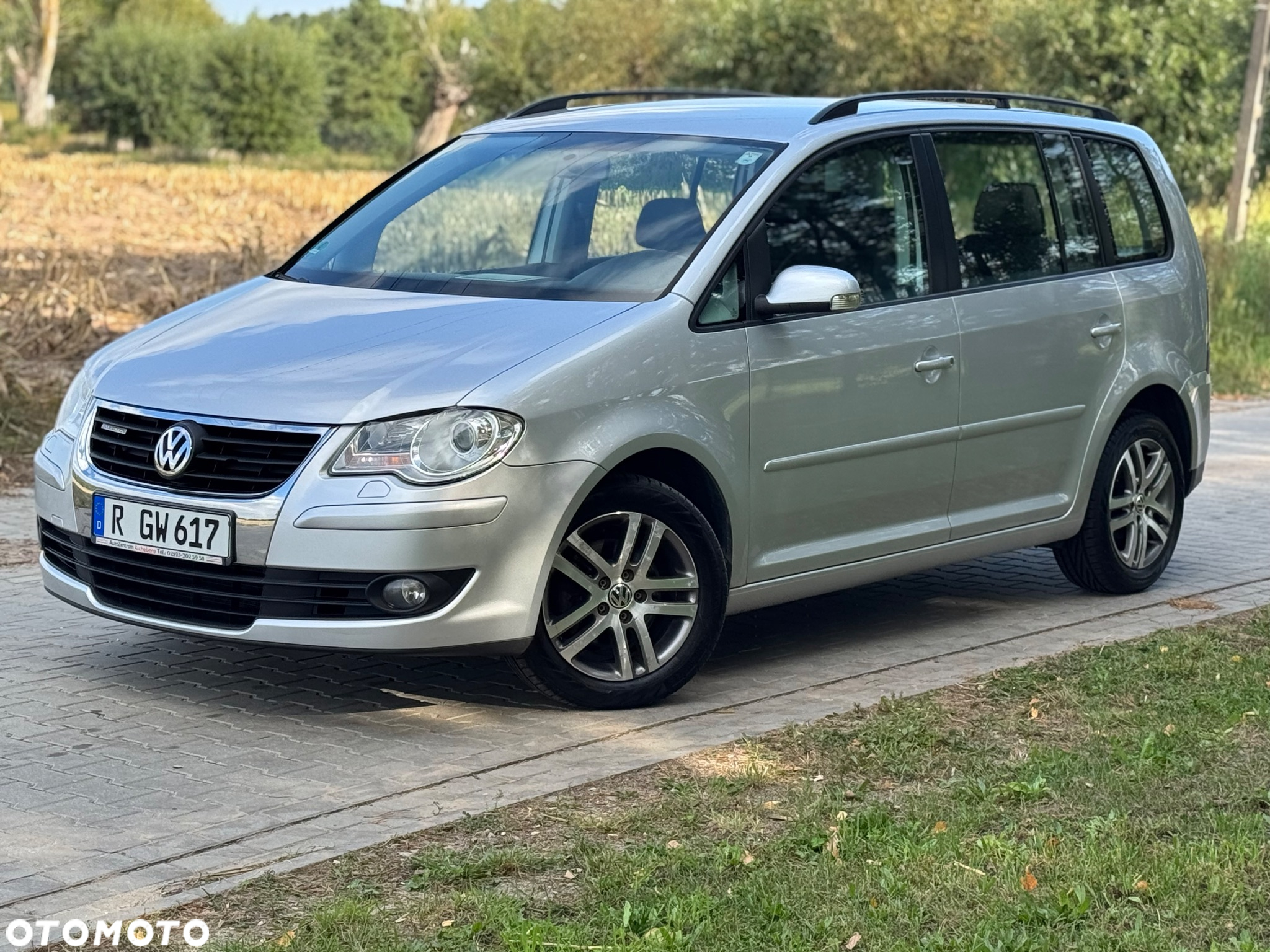 Volkswagen Touran 1.9 TDI DPF Blue Motion Highline - 5