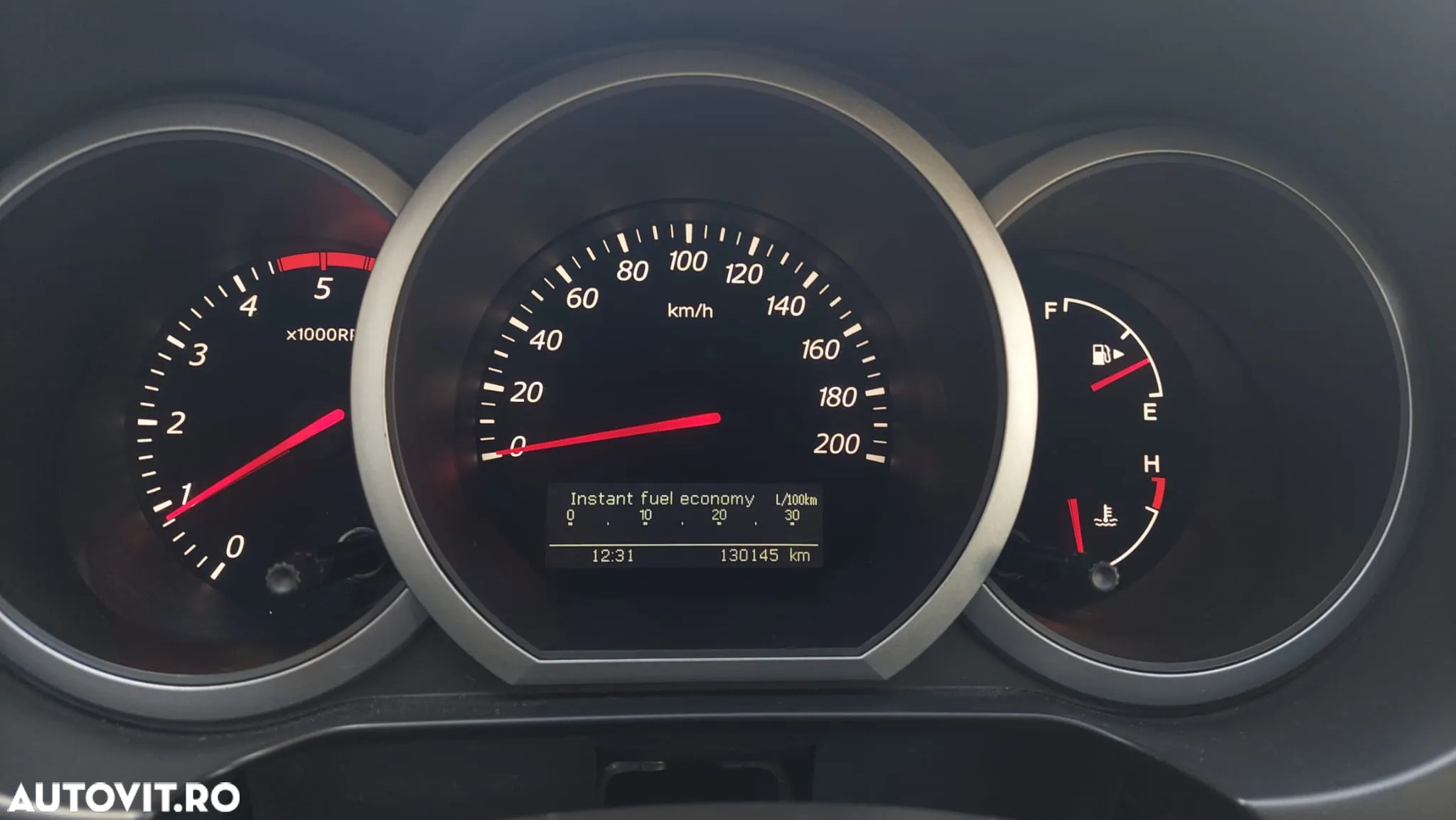 Suzuki Grand Vitara 1.9 DDiS Comfort DPF - 9