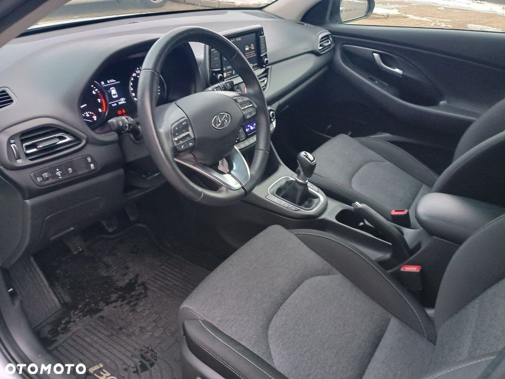 Hyundai i30 1.5 T-GDI 48V Smart - 10