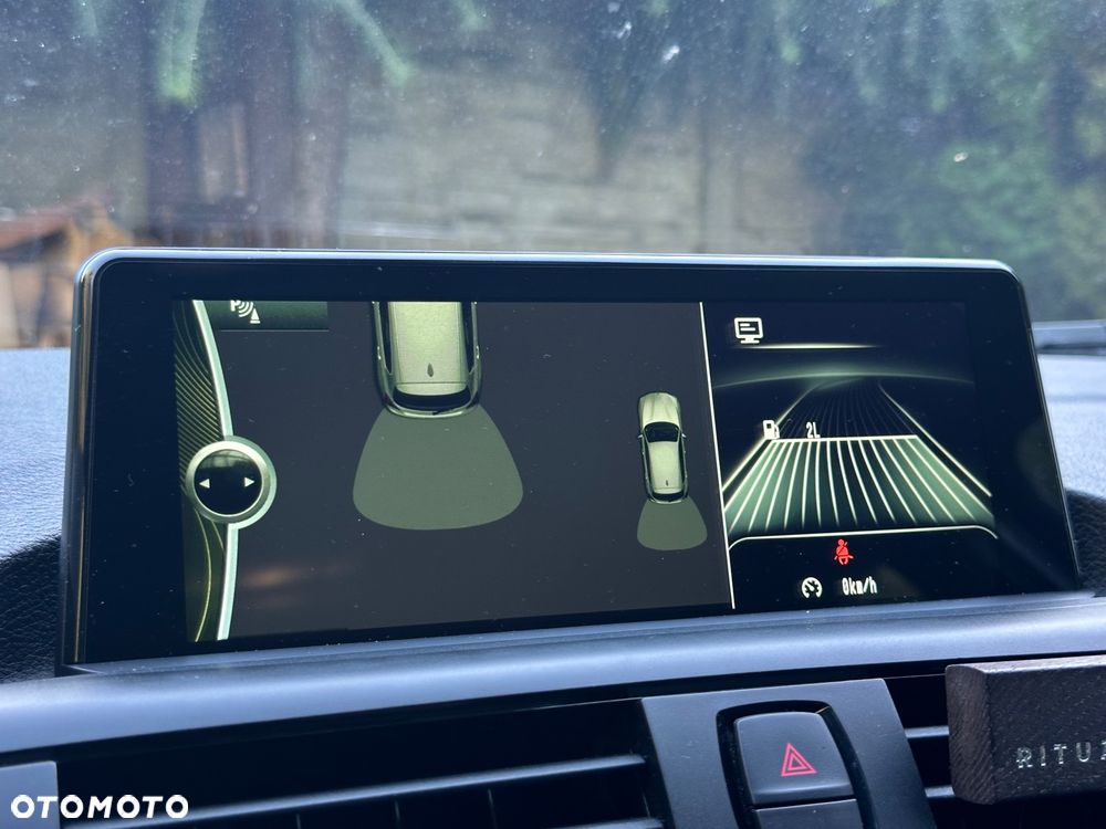 BMW Seria 1 116i - 22